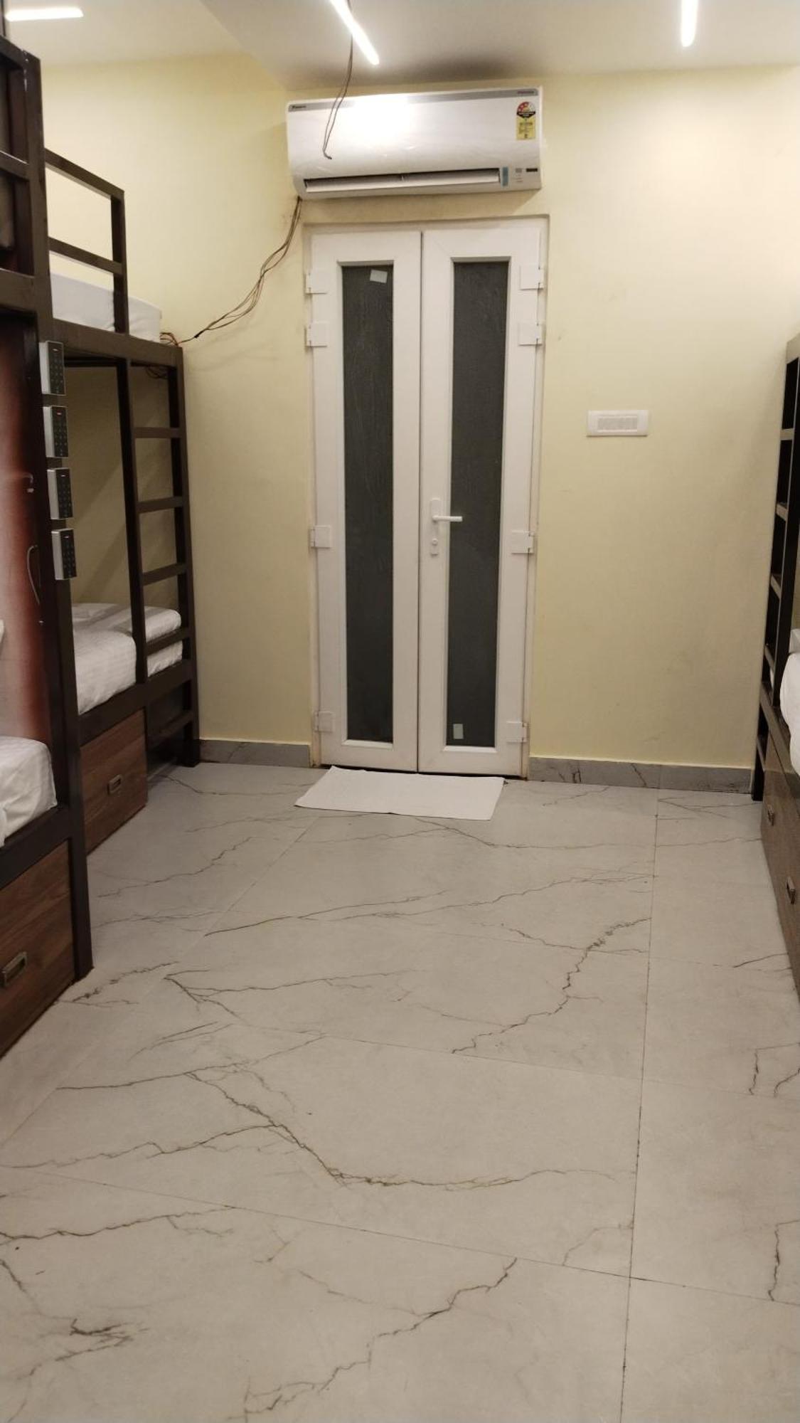 ורנאסי The Banaras Hotel מראה חיצוני תמונה