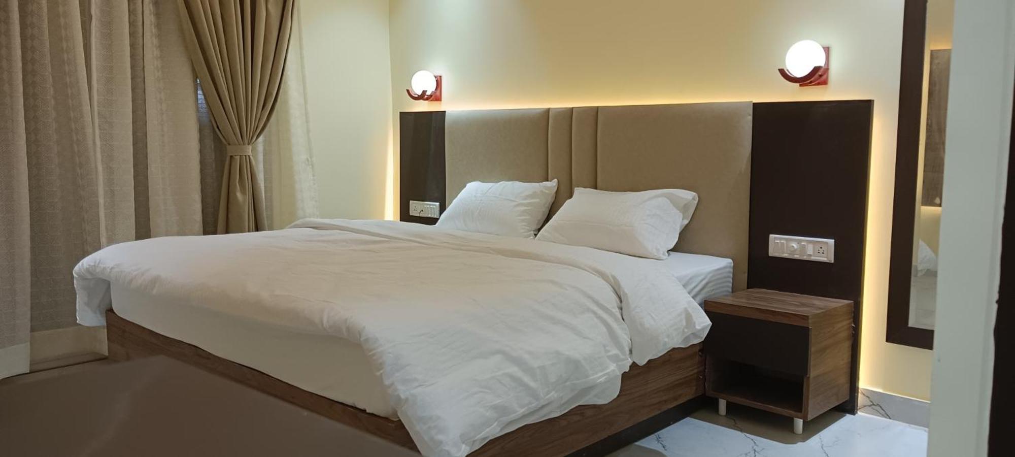 ורנאסי The Banaras Hotel מראה חיצוני תמונה