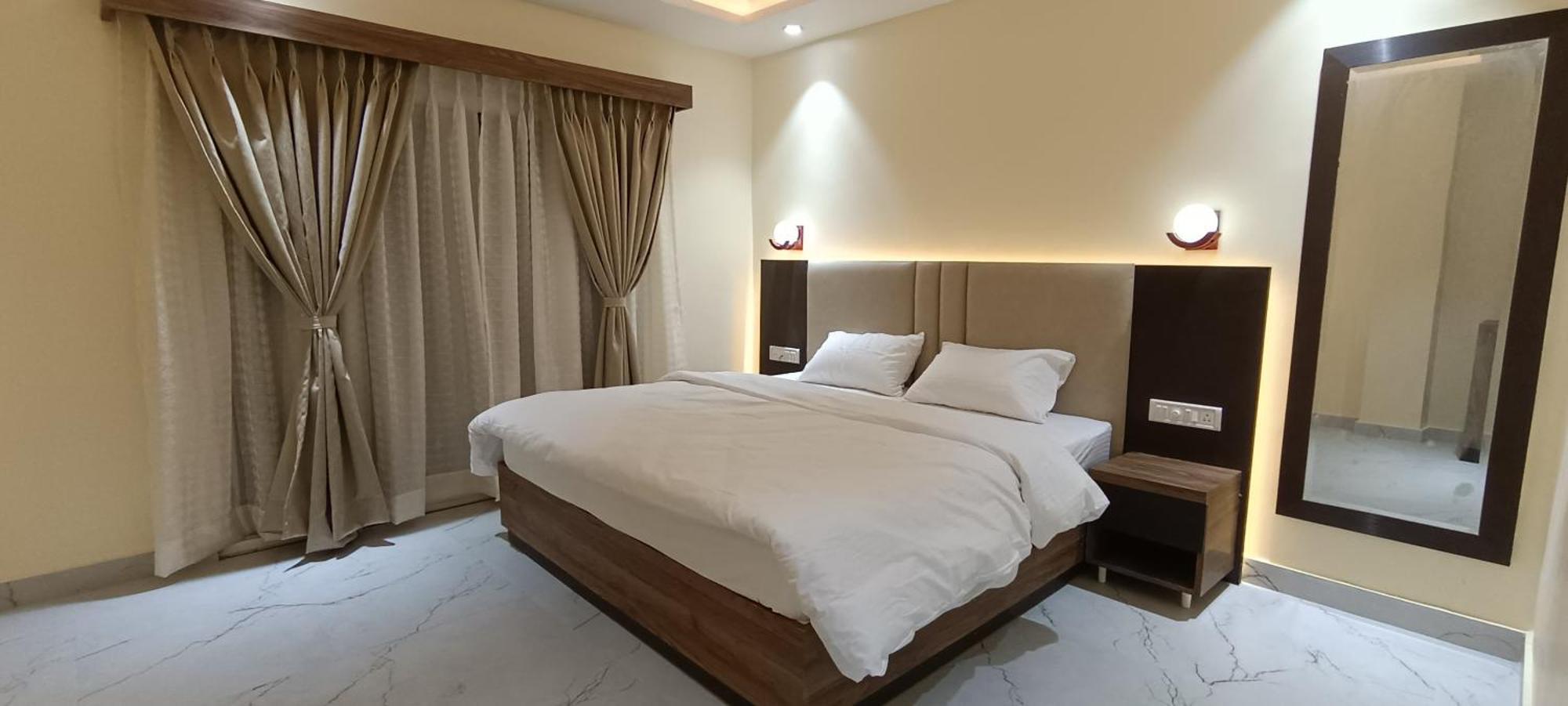 ורנאסי The Banaras Hotel מראה חיצוני תמונה