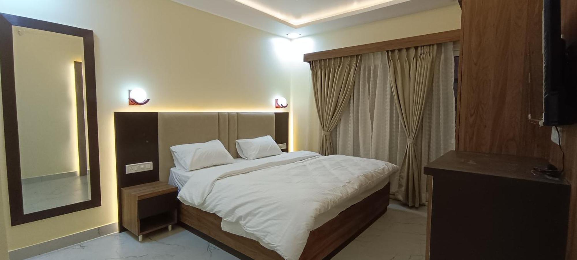 ורנאסי The Banaras Hotel מראה חיצוני תמונה